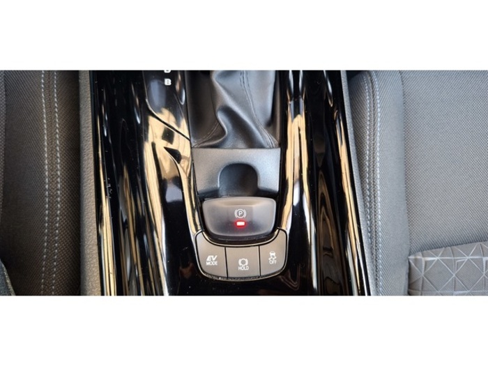 ToyotaC-HR 1.8 125H Advance 90 kW (122 CV) Vehículo usado en Barcelona - 26 ToyotaC-HR 1.8 125H Advance 90 kW (122 CV) Vehículo usado en Barcelona - 26