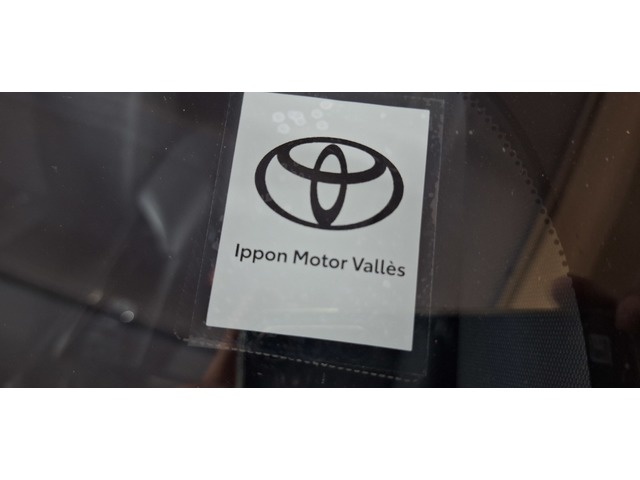 ToyotaC-HR 1.8 125H Advance 90 kW (122 CV) Vehículo usado en Barcelona - 35