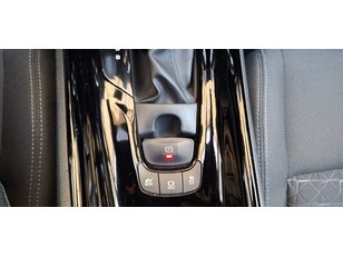 Toyota C-HR 1.8 125H Advance 90 kW (122 CV) Toyota C-HR 1.8 125H Advance 90 kW (122 CV)