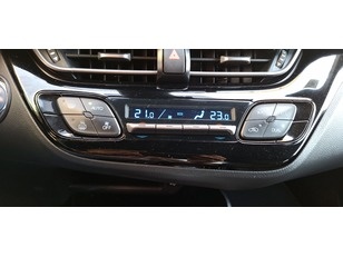 Toyota C-HR 1.8 125H Advance 90 kW (122 CV)