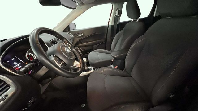 JeepCompass 1.4 Multiair Sport 4x2 103 kW (140 CV) Vehículo usado en Barcelona - 9