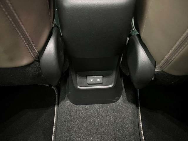 Lexus LBX 1.5 HEV Elegant Plus 100 kW (136 CV) Vehículo usado en Madrid - 32