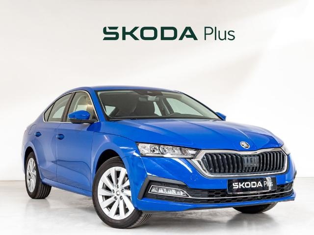 SkodaOctavia 1.0 TSI MHEV Selection DSG 81 kW (110 CV)