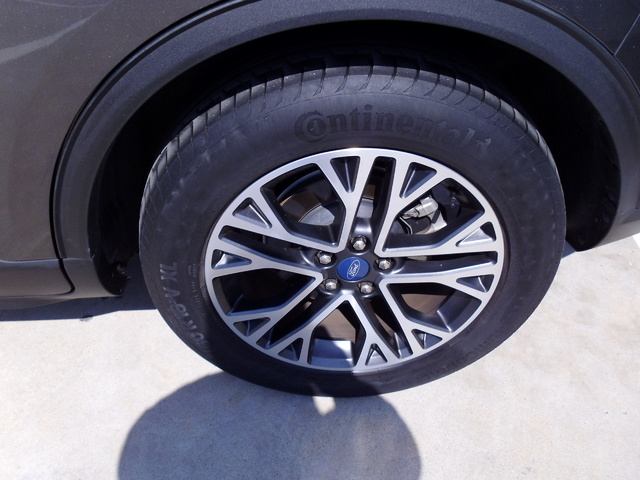 FordKuga 2.5 Duratec PHEV Titanium Auto 165 kW (225 CV) Vehículo usado en Barcelona - 19 FordKuga 2.5 Duratec PHEV Titanium Auto 165 kW (225 CV) Vehículo usado en Barcelona - 19