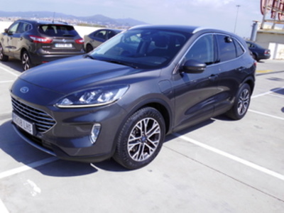 Ford Kuga 2.5 Duratec PHEV Titanium Auto 165 kW (225 CV) Ford Kuga 2.5 Duratec PHEV Titanium Auto 165 kW (225 CV)
