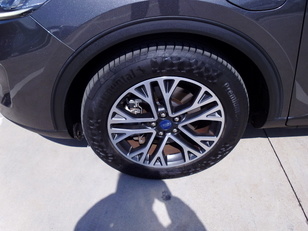 Ford Kuga 2.5 Duratec PHEV Titanium Auto 165 kW (225 CV)