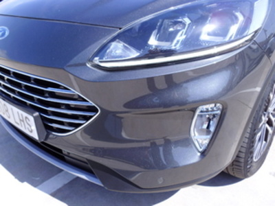 Ford Kuga 2.5 Duratec PHEV Titanium Auto 165 kW (225 CV) Ford Kuga 2.5 Duratec PHEV Titanium Auto 165 kW (225 CV)