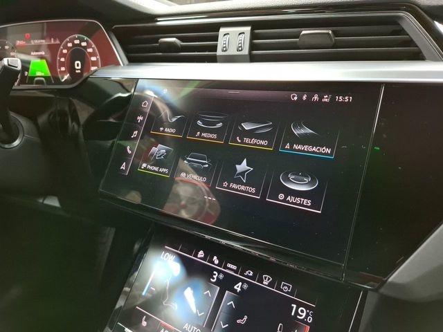 Audi Q8 e-tron Sport 50 95kWh quattro 250 kW (340 CV) Vehículo usado en Las Palmas - 6