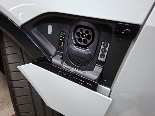 Audi Q8 e-tron Sport 50 95kWh quattro 250 kW (340 CV) Vehículo usado en Las Palmas - 15