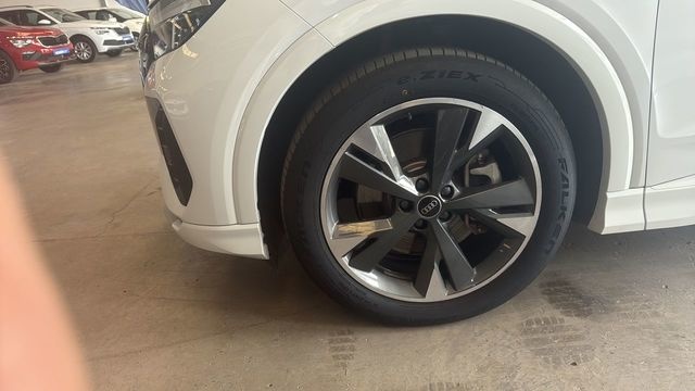 Audi Q4 e-tron Sport 40 e-tron 82kWh 150 kW (204 CV) Vehículo usado en Las Palmas - 6