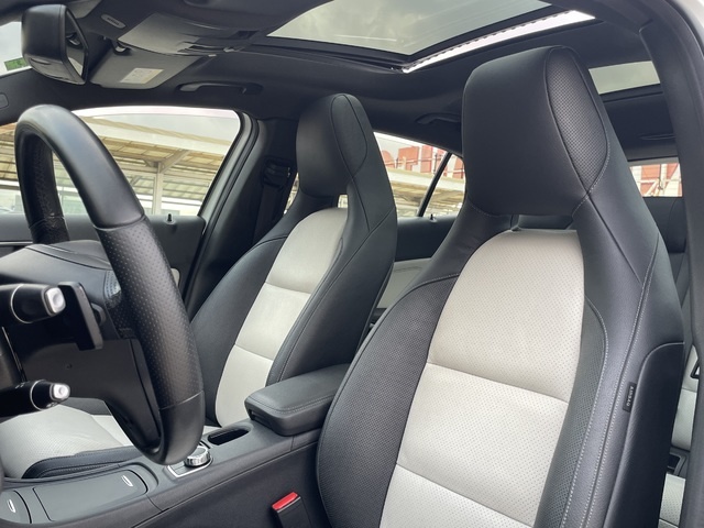 Mercedes-BenzGLA 250 4Matic Urban 155 kW (211 CV) Vehículo usado en Barcelona - 10