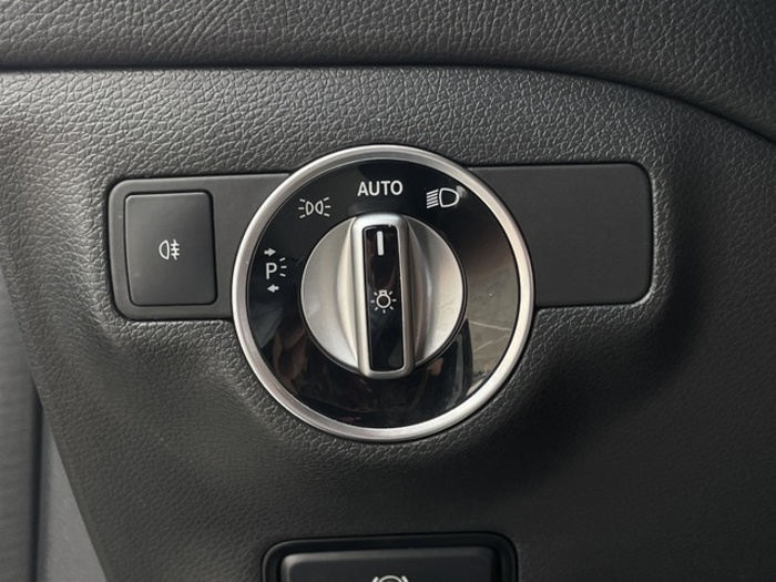 Mercedes-BenzGLA 250 4Matic Urban 155 kW (211 CV) Vehículo usado en Barcelona - 21 Mercedes-BenzGLA 250 4Matic Urban 155 kW (211 CV) Vehículo usado en Barcelona - 21