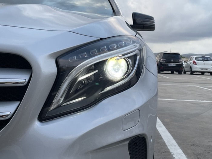 Mercedes-BenzGLA 250 4Matic Urban 155 kW (211 CV) Vehículo usado en Barcelona - 25 Mercedes-BenzGLA 250 4Matic Urban 155 kW (211 CV) Vehículo usado en Barcelona - 25