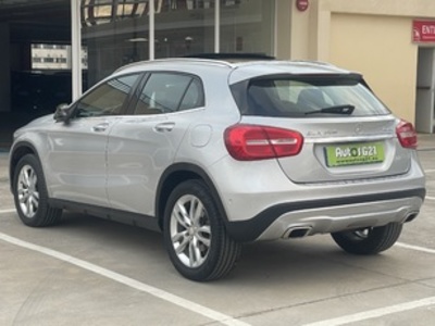 Mercedes-Benz GLA 250 4Matic Urban 155 kW (211 CV) Mercedes-Benz GLA 250 4Matic Urban 155 kW (211 CV)