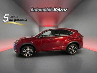 Lexus NX 300h Eco 2WD 145 kW (197 CV) Lexus NX 300h Eco 2WD 145 kW (197 CV)