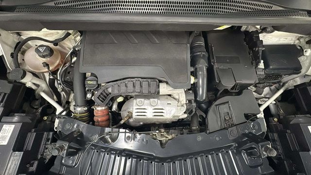 OpelCrossland X 1.2 S&S Design Line 120 Aniversario 81 kW (110 CV) Vehículo usado en Barcelona - 17