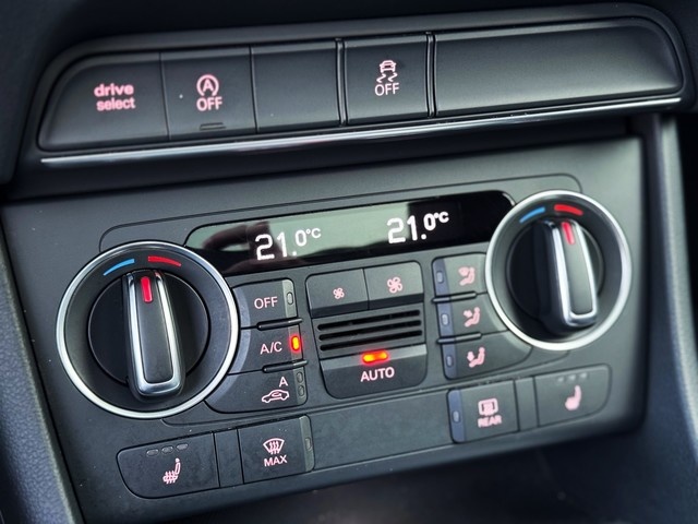 AudiQ3 sport edition 2.0 TFSI quattro 132 kW (180 CV) S tronic Vehículo usado en Barcelona - 27