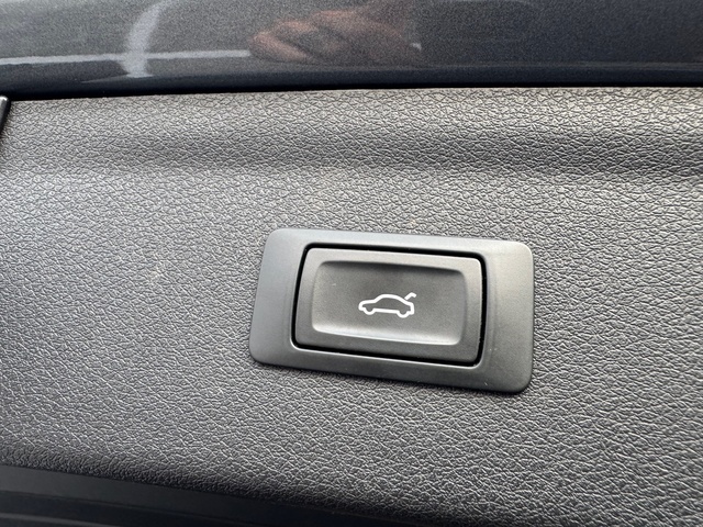 AudiQ3 sport edition 2.0 TFSI quattro 132 kW (180 CV) S tronic Vehículo usado en Barcelona - 35