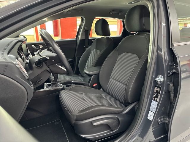 KiaCeed 1.0 T-GDi Drive 88 kW (120 CV) Vehículo usado en Barcelona - 8