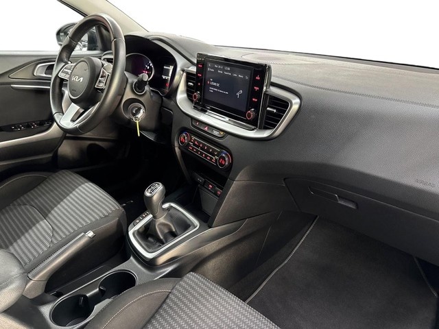 KiaCeed 1.0 T-GDi Drive 88 kW (120 CV) Vehículo usado en Barcelona - 10