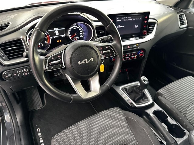 KiaCeed 1.0 T-GDi Drive 88 kW (120 CV) Vehículo usado en Barcelona - 13