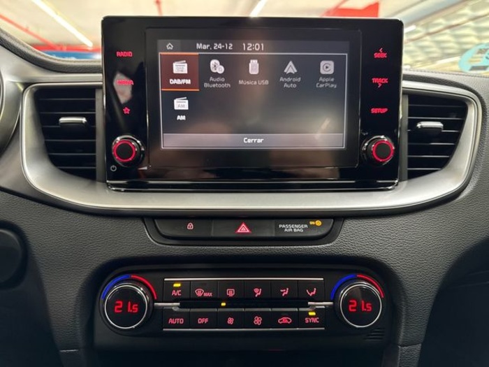 KiaCeed 1.0 T-GDi Drive 88 kW (120 CV) Vehículo usado en Barcelona - 15 KiaCeed 1.0 T-GDi Drive 88 kW (120 CV) Vehículo usado en Barcelona - 15