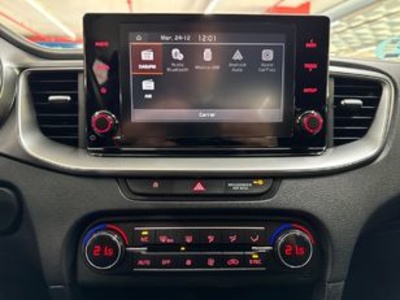 Kia Ceed 1.0 T-GDi Drive 88 kW (120 CV) Kia Ceed 1.0 T-GDi Drive 88 kW (120 CV)