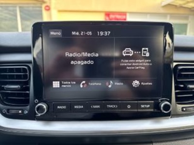 Kia Stonic 1.0 T-GDi MHEV MT Concept 74 kW (100 CV) Kia Stonic 1.0 T-GDi MHEV MT Concept 74 kW (100 CV)