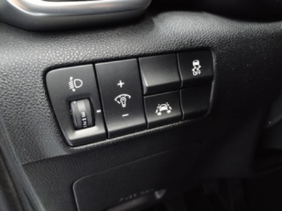 Kia Sportage 1.6 GDi Drive 4x2 97 kW (132 CV) Kia Sportage 1.6 GDi Drive 4x2 97 kW (132 CV)