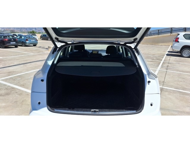 AudiQ5 2.0 TDI quattro 140 kW (190 CV) S tronic Vehículo usado en Barcelona - 8 AudiQ5 2.0 TDI quattro 140 kW (190 CV) S tronic Vehículo usado en Barcelona - 8