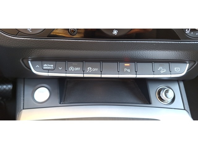 AudiQ5 2.0 TDI quattro 140 kW (190 CV) S tronic Vehículo usado en Barcelona - 26