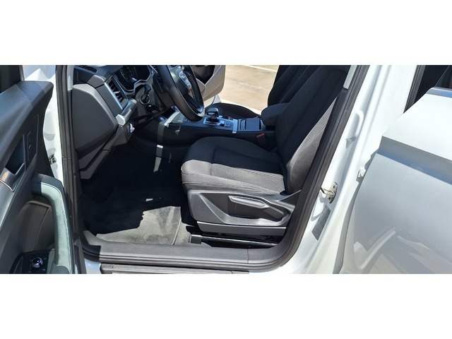 AudiQ5 2.0 TDI quattro 140 kW (190 CV) S tronic Vehículo usado en Barcelona - 36 AudiQ5 2.0 TDI quattro 140 kW (190 CV) S tronic Vehículo usado en Barcelona - 36