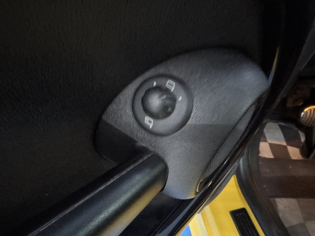 SEATLeón 1.6 TDI Style 77 kW (105 CV) Vehículo usado en Barcelona - 4