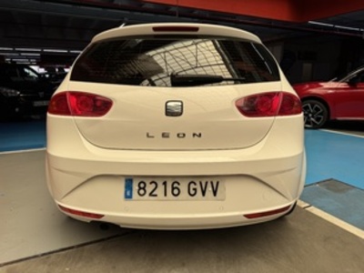 SEAT León 1.6 TDI Style 77 kW (105 CV) SEAT León 1.6 TDI Style 77 kW (105 CV)