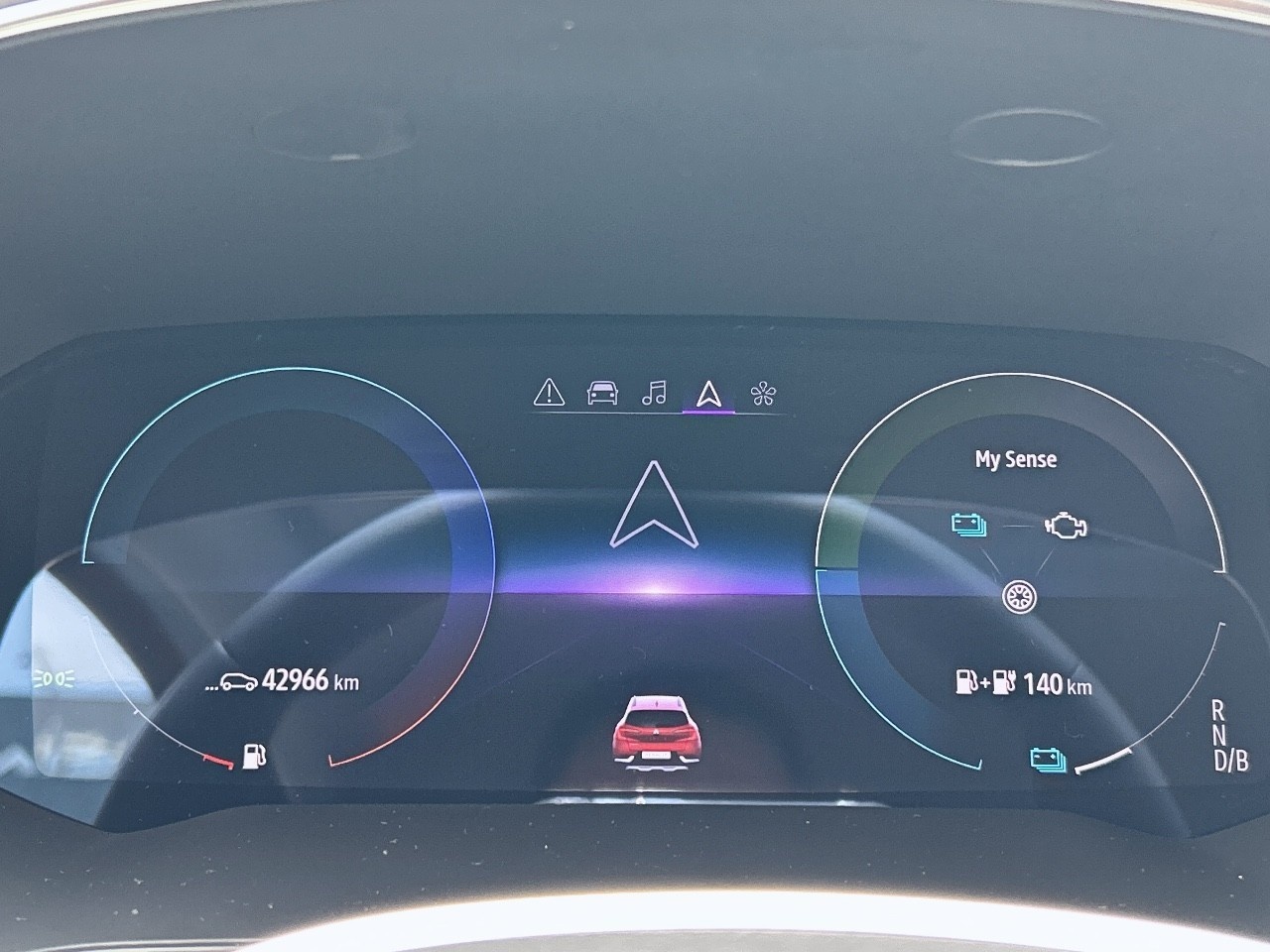 Renault Captur Zen E-TECH Híbrido enchufable 118 kW (160 CV) - 8