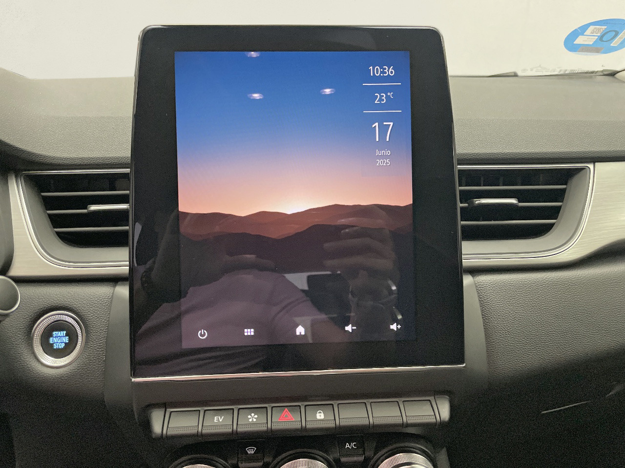 Renault Captur Zen E-TECH Híbrido enchufable 118 kW (160 CV) - 6