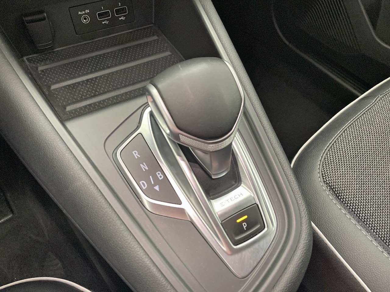 Renault Captur Zen E-TECH Híbrido enchufable 118 kW (160 CV) - 7