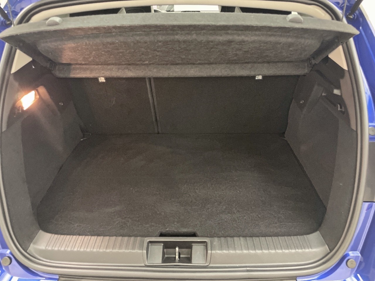 Renault Captur Zen E-TECH Híbrido enchufable 118 kW (160 CV) - 12