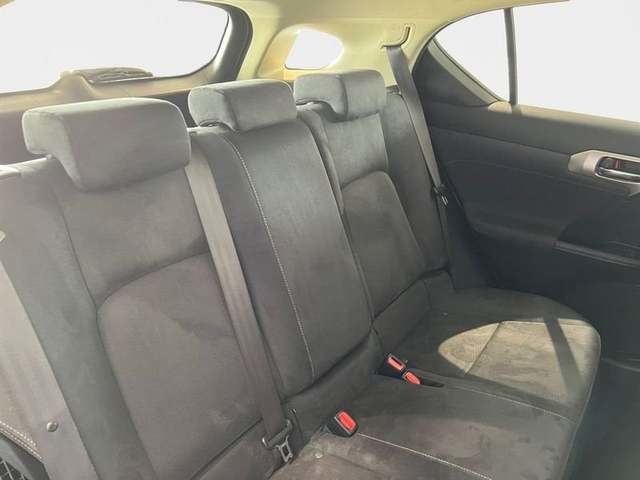 Lexus CT 200h Business 100 kW (136 CV) Vehículo usado en Madrid - 10 Lexus CT 200h Business 100 kW (136 CV) Vehículo usado en Madrid - 10