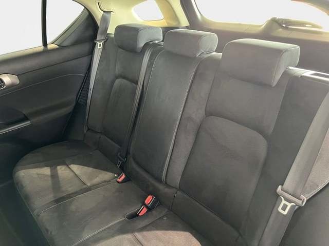 Lexus CT 200h Business 100 kW (136 CV) Vehículo usado en Madrid - 11