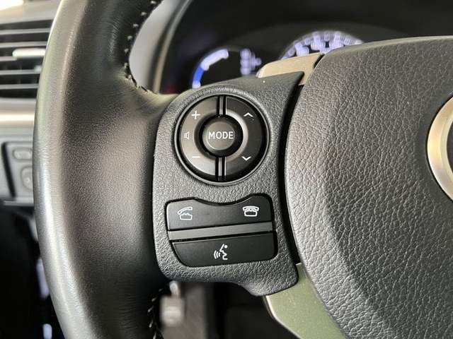 Lexus CT 200h Business 100 kW (136 CV) Vehículo usado en Madrid - 17 Lexus CT 200h Business 100 kW (136 CV) Vehículo usado en Madrid - 17