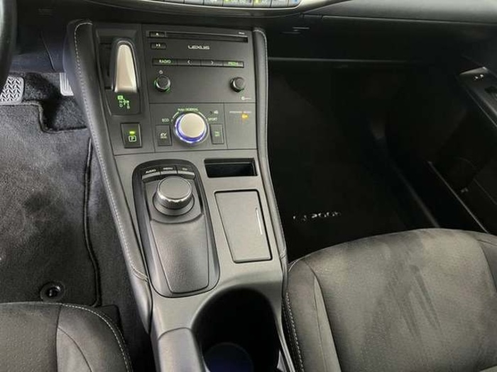 Lexus CT 200h Business 100 kW (136 CV) Vehículo usado en Madrid - 24 Lexus CT 200h Business 100 kW (136 CV) Vehículo usado en Madrid - 24