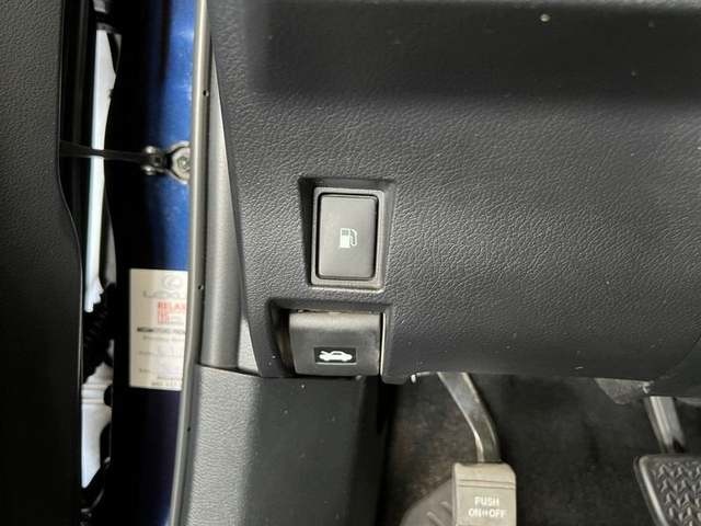 Lexus CT 200h Business 100 kW (136 CV) Vehículo usado en Madrid - 31 Lexus CT 200h Business 100 kW (136 CV) Vehículo usado en Madrid - 31