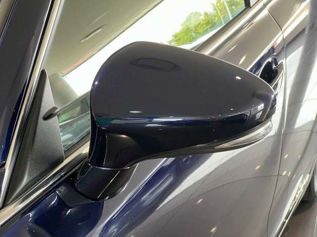 Lexus CT 200h Business 100 kW (136 CV) Vehículo usado en Madrid - 35