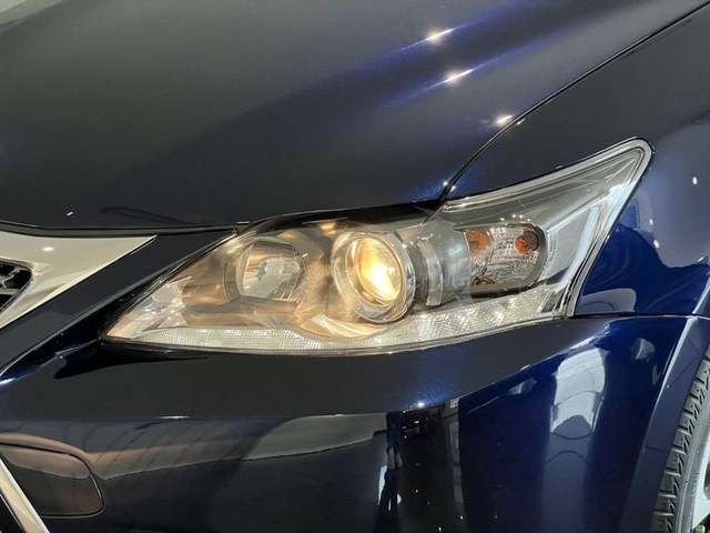 Lexus CT 200h Business 100 kW (136 CV) Vehículo usado en Madrid - 37 Lexus CT 200h Business 100 kW (136 CV) Vehículo usado en Madrid - 37