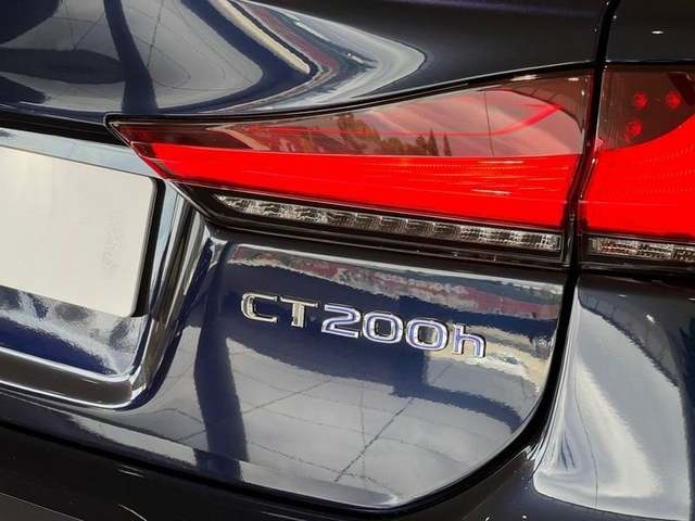 Lexus CT 200h Business 100 kW (136 CV) Vehículo usado en Madrid - 38 Lexus CT 200h Business 100 kW (136 CV) Vehículo usado en Madrid - 38