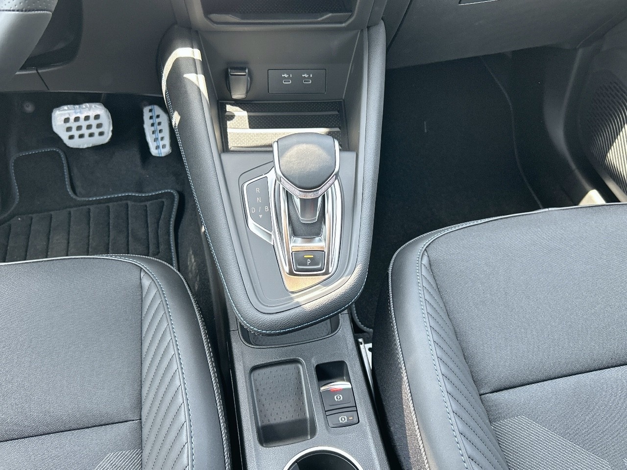 Renault Captur Espirit Alpine E-Tech 107 kW (145 CV) - 10