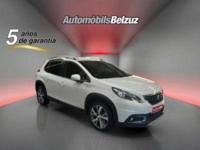 Peugeot 2008 PureTech 110 S&S Signature 81 kW (110 CV) Peugeot 2008 PureTech 110 S&S Signature 81 kW (110 CV)