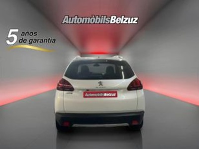 Peugeot 2008 PureTech 110 S&S Signature 81 kW (110 CV) Peugeot 2008 PureTech 110 S&S Signature 81 kW (110 CV)