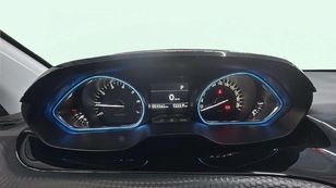 Peugeot 2008 PureTech 110 S&S Signature 81 kW (110 CV)